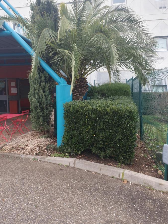 Hotelf1 Lyon Isle D'Abeau Ouest St Exupery Saint-Quentin-Fallavier Exteriör bild