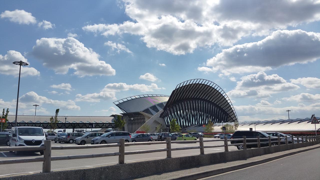 Hotelf1 Lyon Isle D'Abeau Ouest St Exupery Saint-Quentin-Fallavier Exteriör bild
